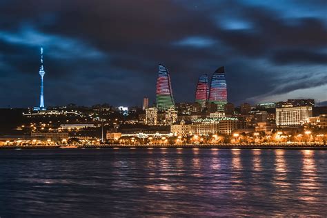 Baku Night 250 .